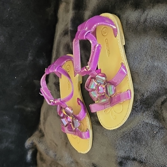 Purple Sparkle Flower Cherokee Sandles - Picture 2 of 3